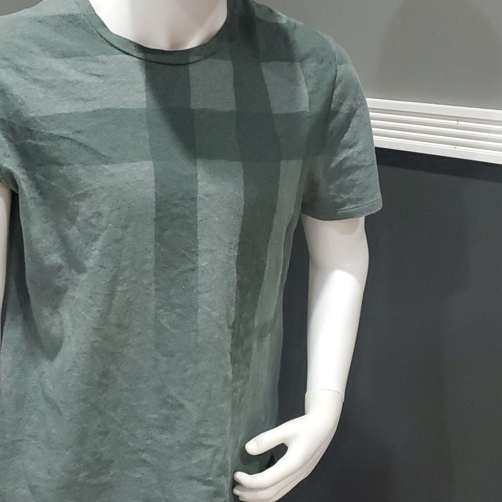 Burberry T shirt